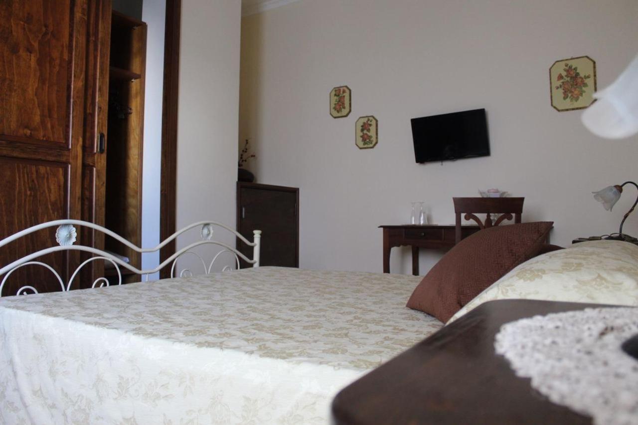 Donna Concetta Casa Vacanze Felline Exterior foto