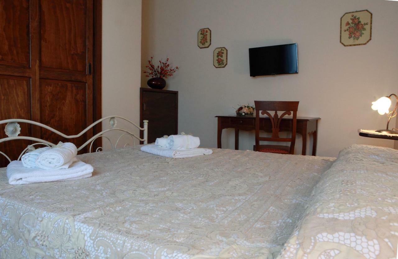 Donna Concetta Casa Vacanze Felline Exterior foto
